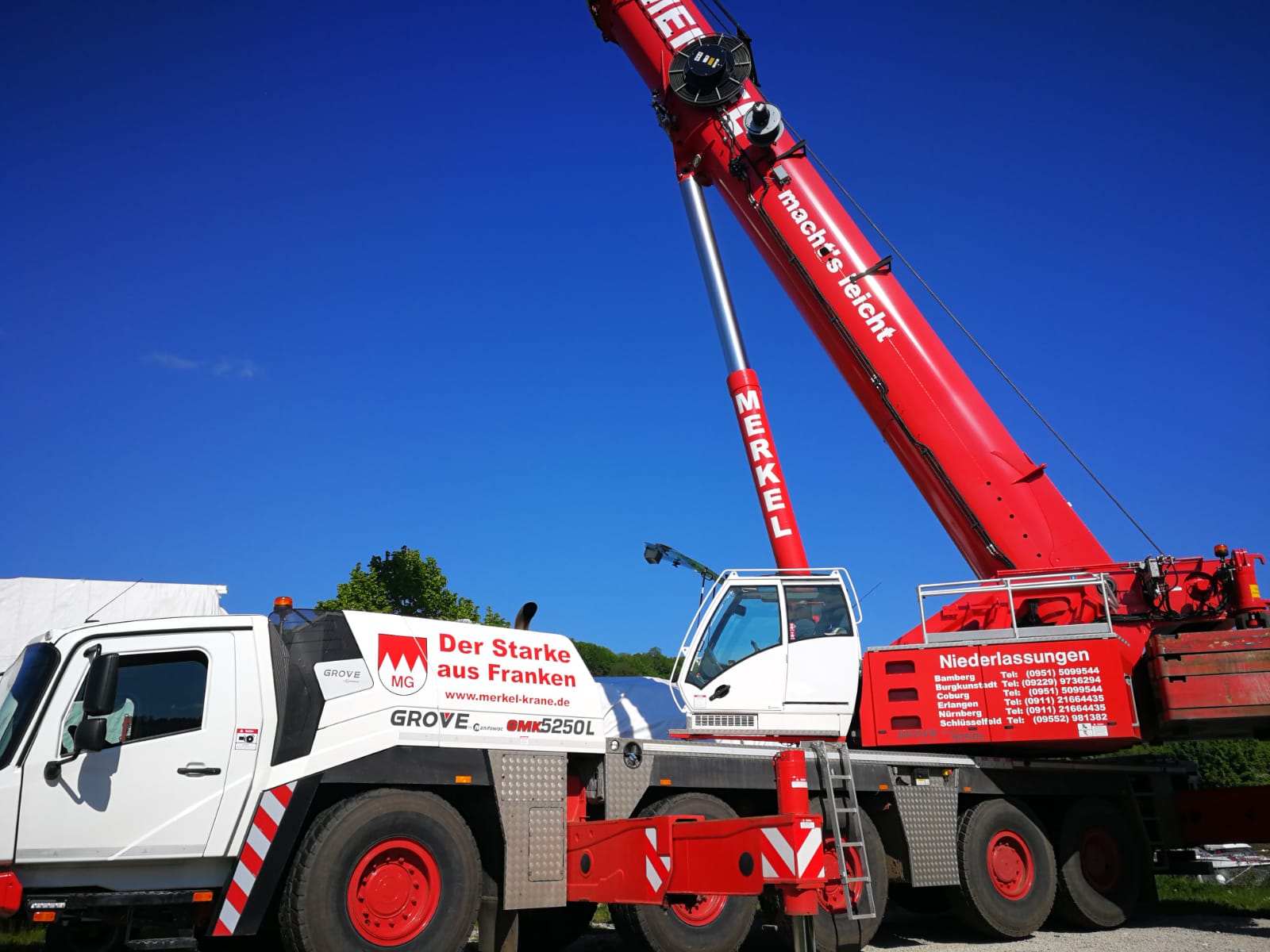 49ceeebd-093e-4f41-b3ff-4c9907bb9187